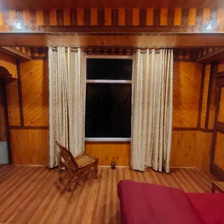 The Snow Trail Narkanda B&B Homestay Exterior photo