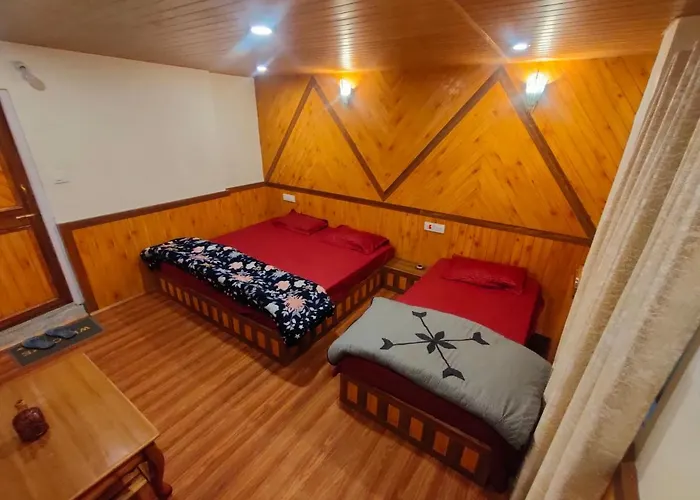 The Snow Trail Narkanda B&B Homestay