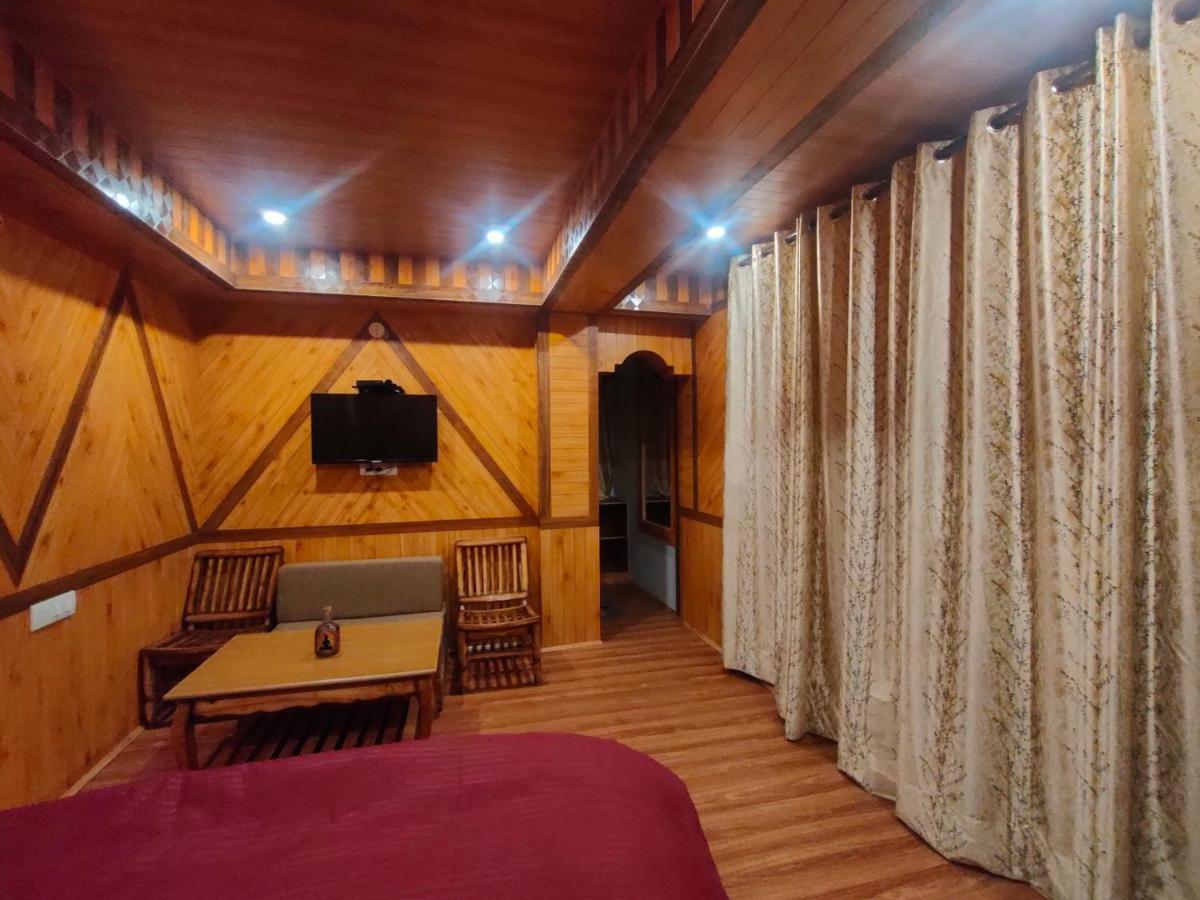The Snow Trail Homestay Narkanda